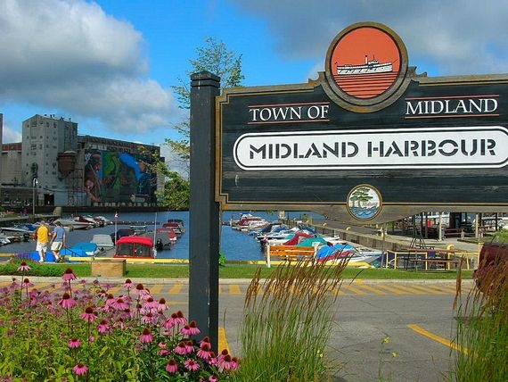 Midland Canada 001